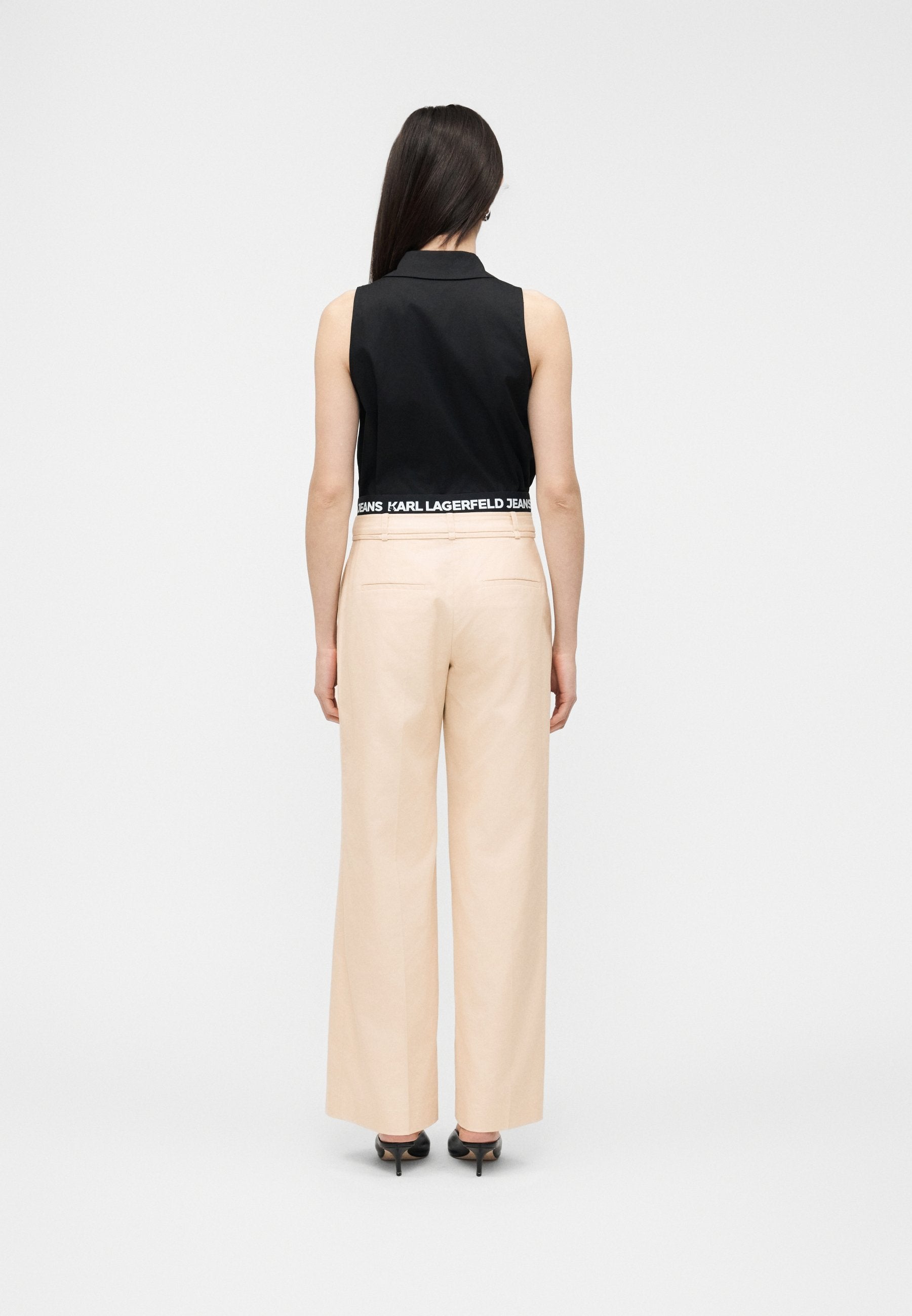 PLEATED LOGO PANT Media 4