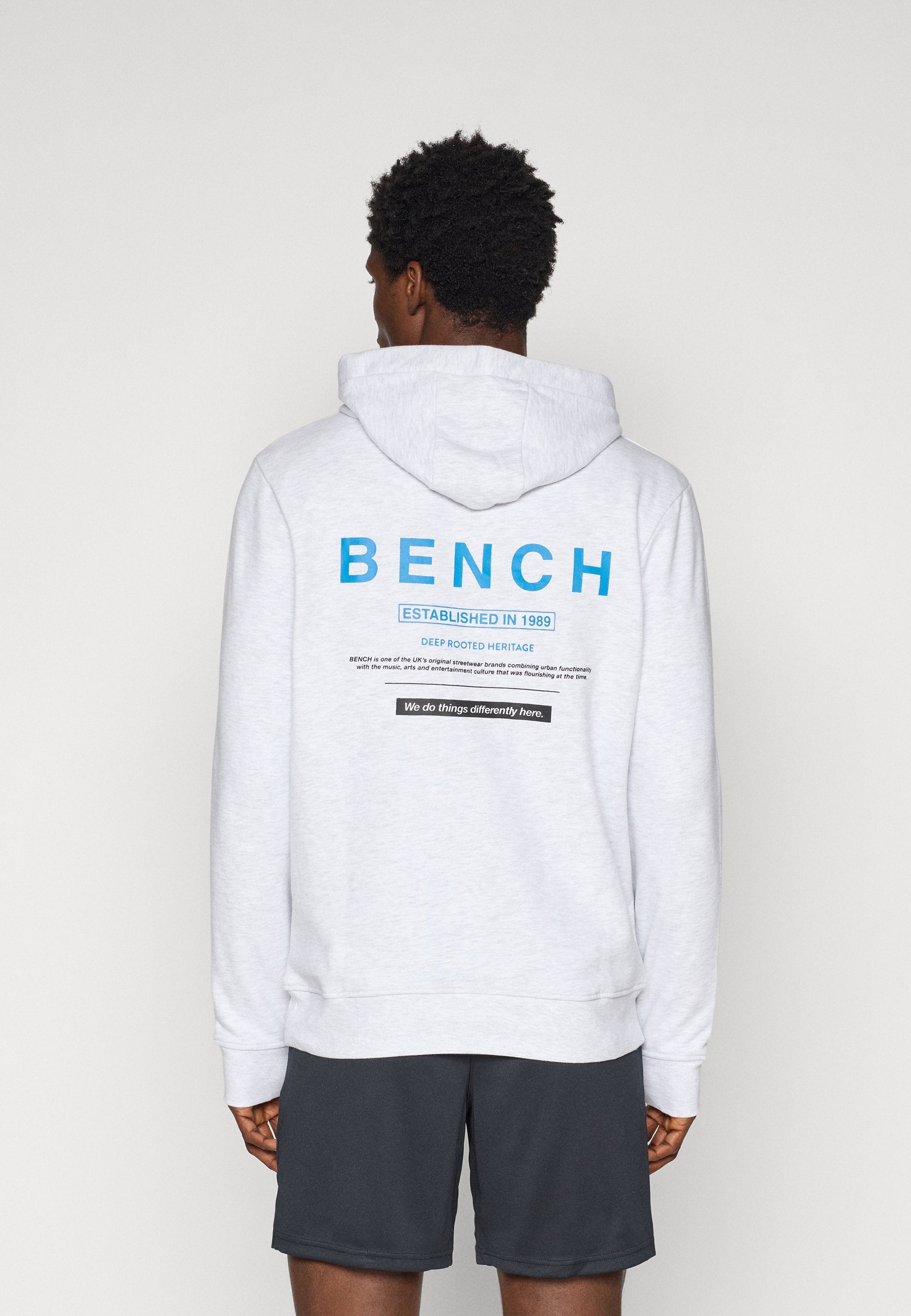 Bench MANTI