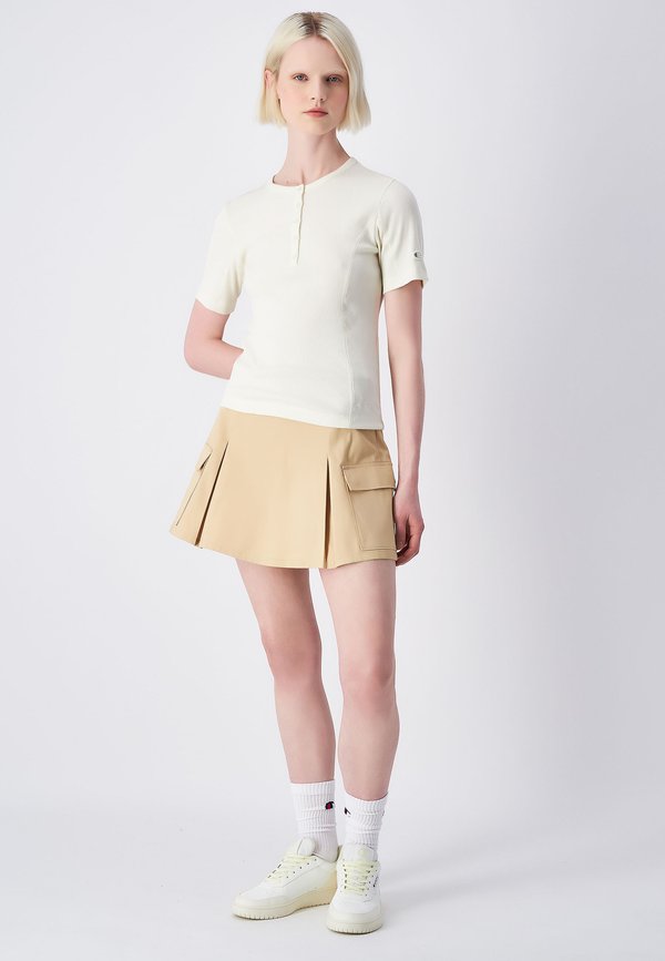 Champion TEE
