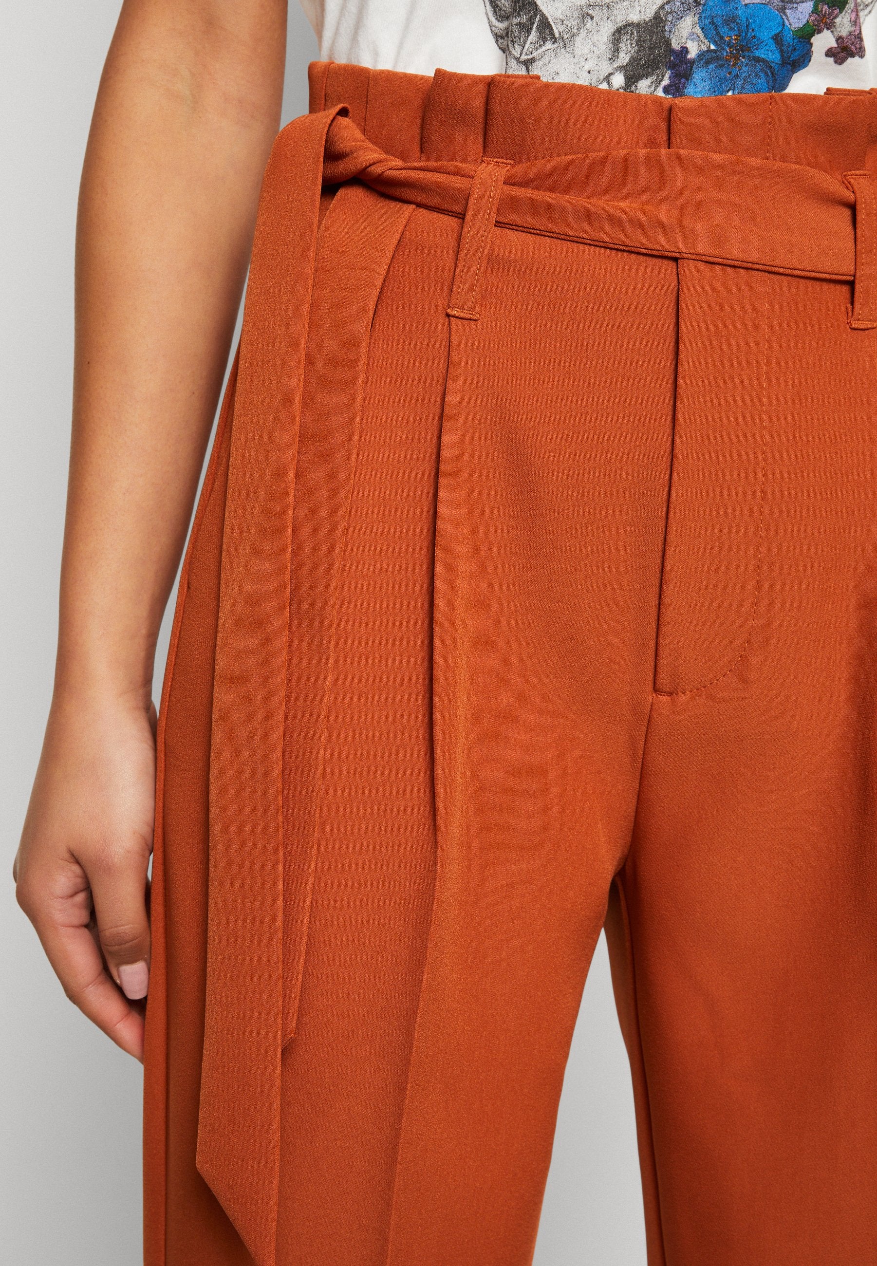 ONLY ONLSURI ELLY LIFE PANT