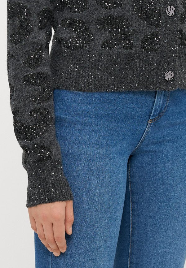 Vero Moda Tall VMZUZU V NECK CARDIGAN