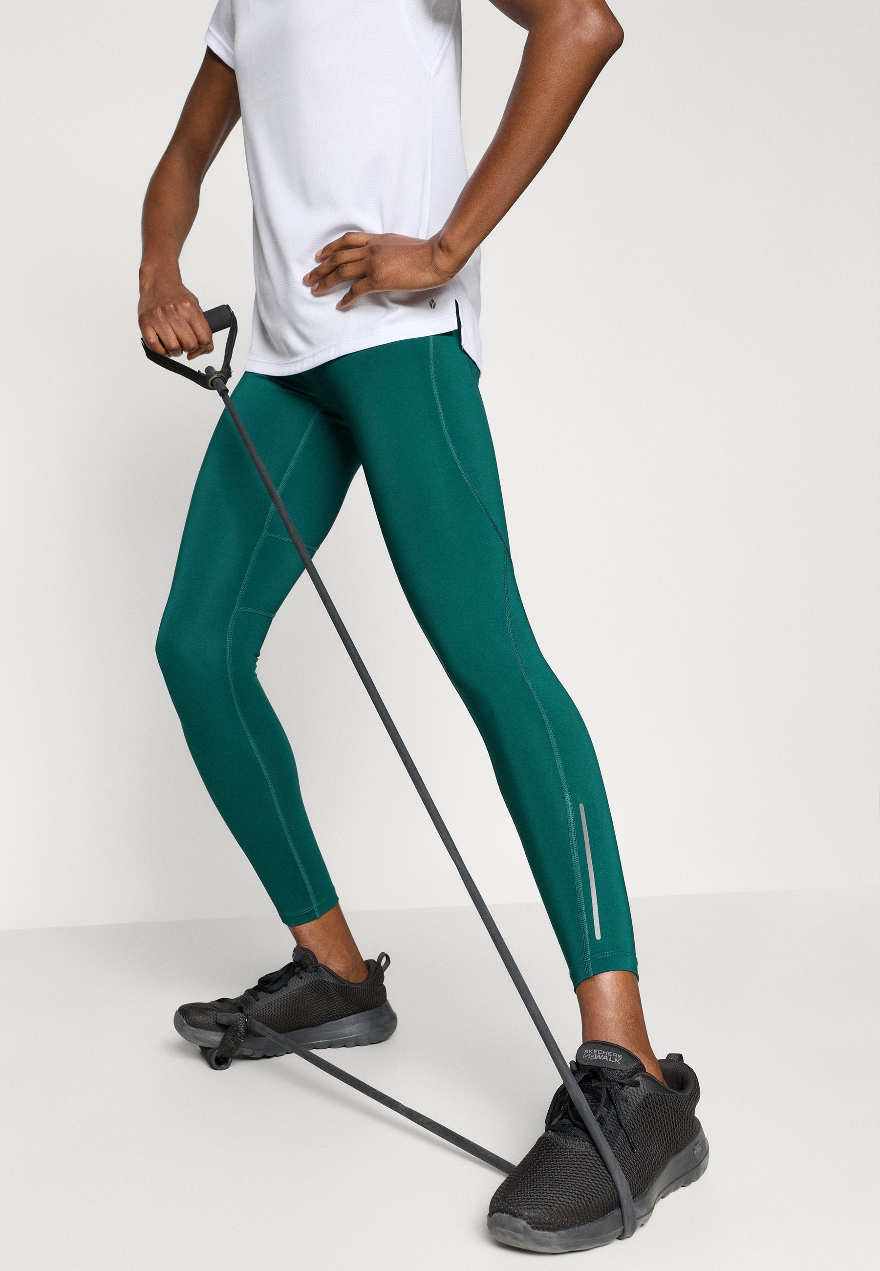 Even&Odd active 7/8 LENGTH MID RISE LEGGINGS WITH REFLECTIVE STRIP