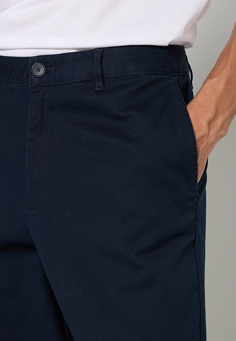Armani Exchange Chino Media 5