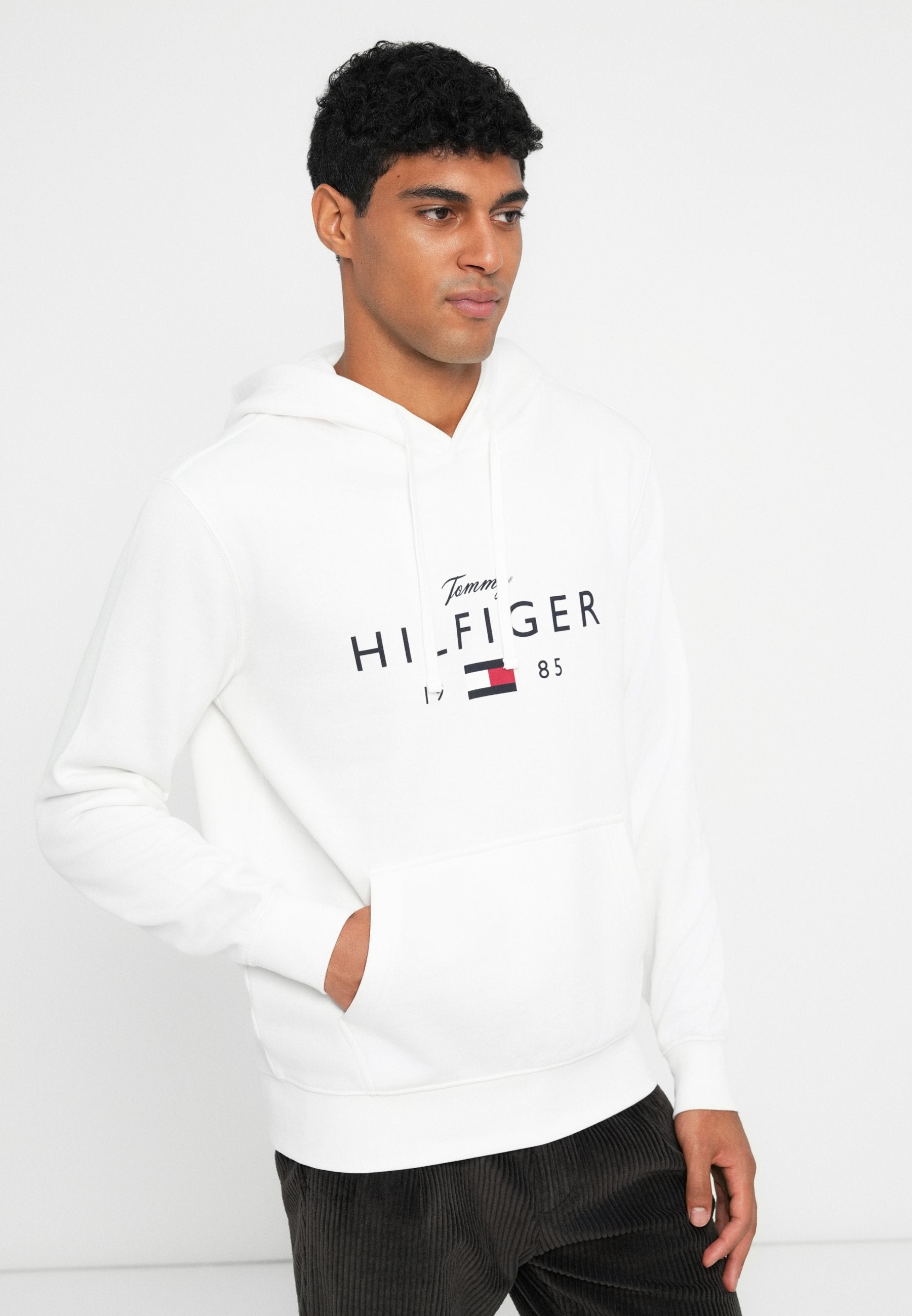 LOGO GRAPHIC FLEX FLEECE HOODY Media 5