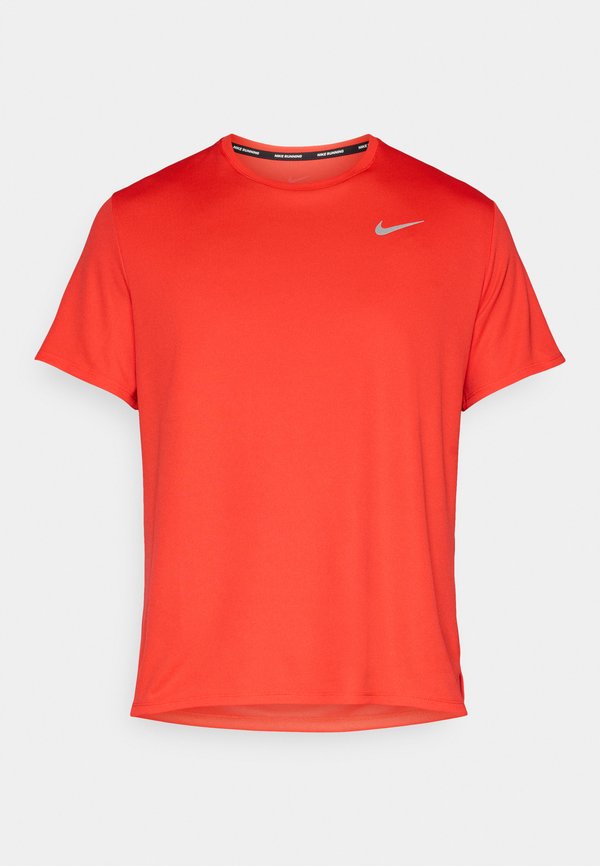 Nike Performance MILER - Sports T-shirt - light crimson/reflective silver-coloured