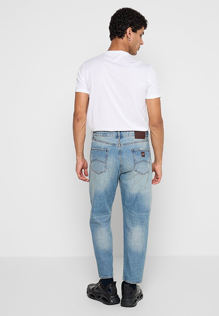 Armani Exchange Jeans Tapered Fit Media 3
