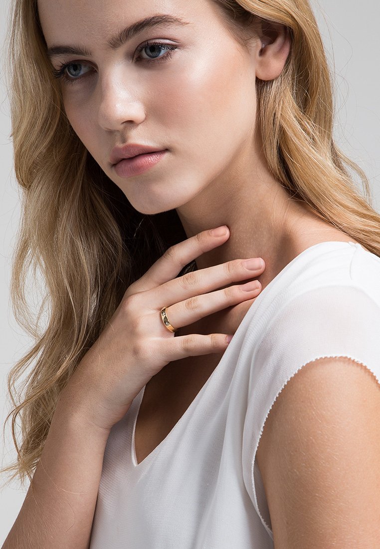 DIAMANT L'ÉTERNEL