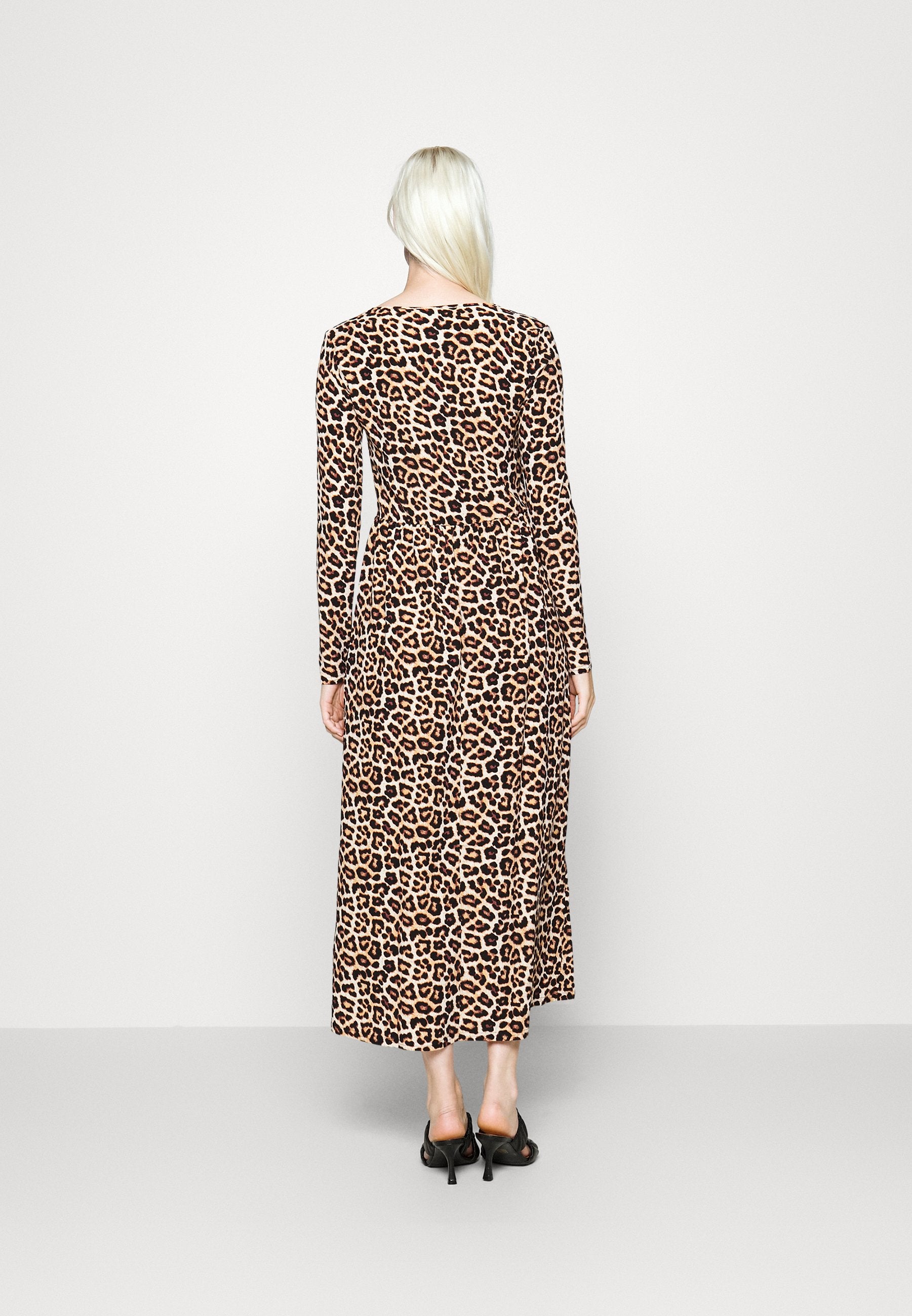 JDY Tall JDYLOTUS O NECK LONG DRESS