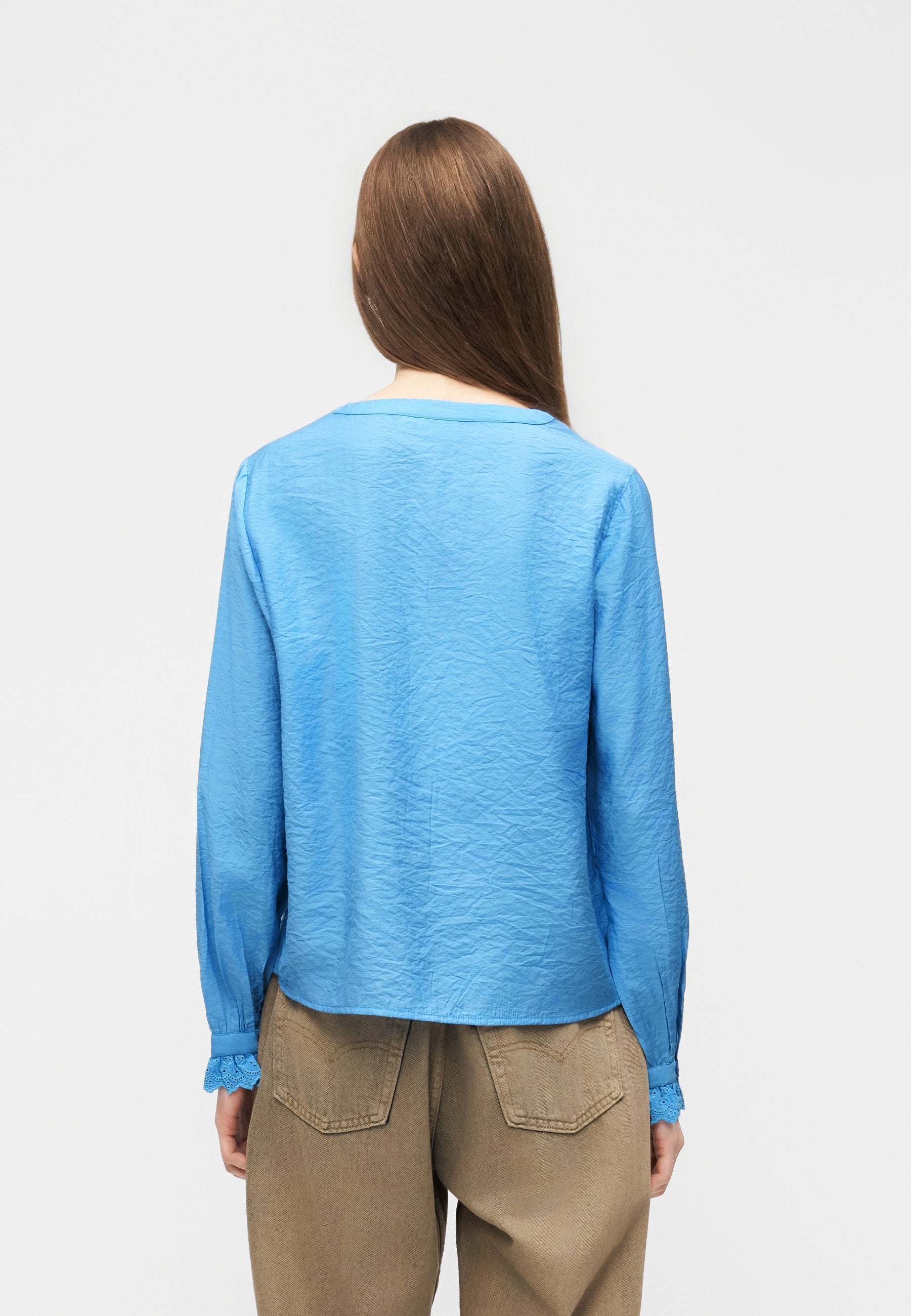 VILA VILIMA V NECK