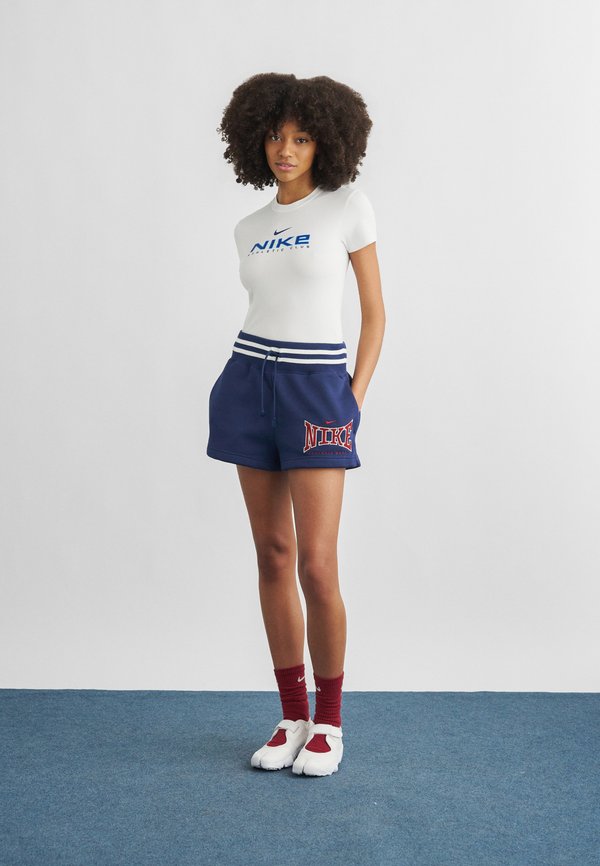 Nike Sportswear Shorts - midnight navy/team crimson