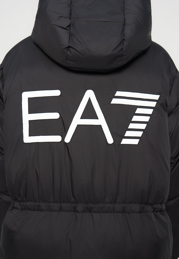 EA7 Emporio Armani