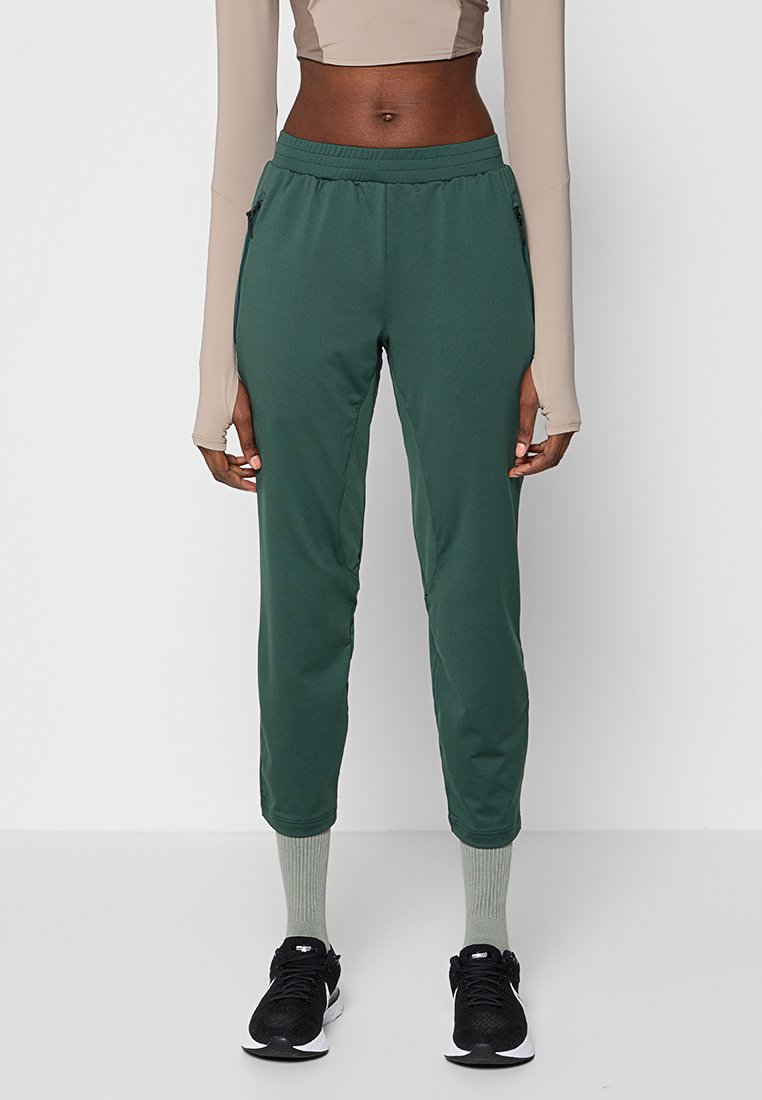 Cross Sportswear