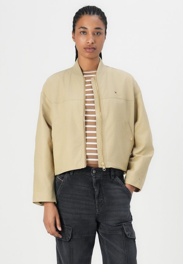 Tommy Hilfiger