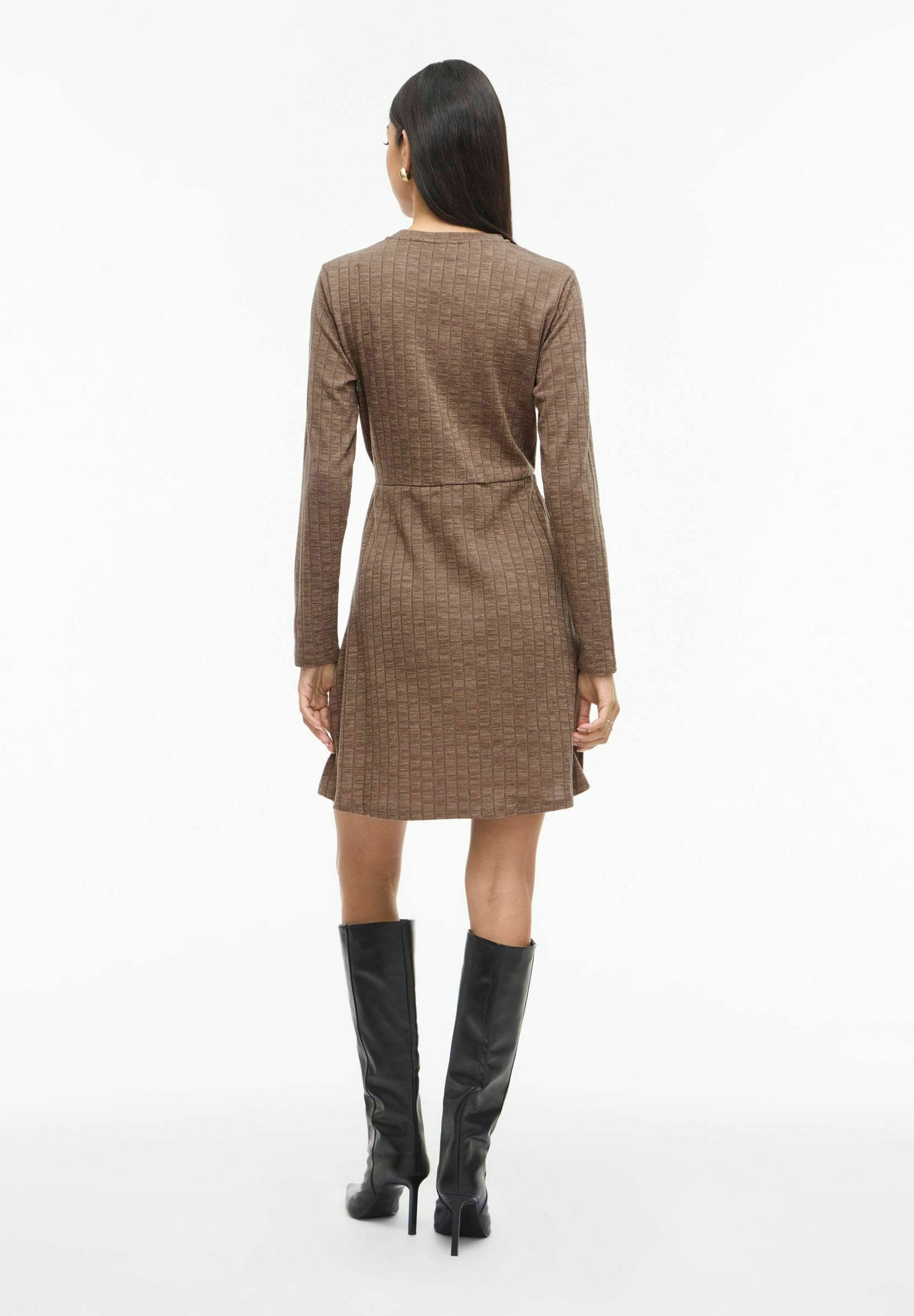 VILA Short VISEWI Long sleeved
