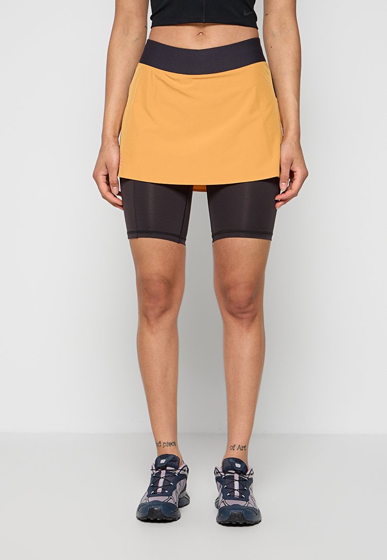 Craft PRO TRAIL 2-IN-1 REGULAR FIT