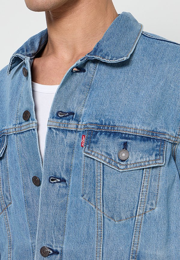 Levi's®