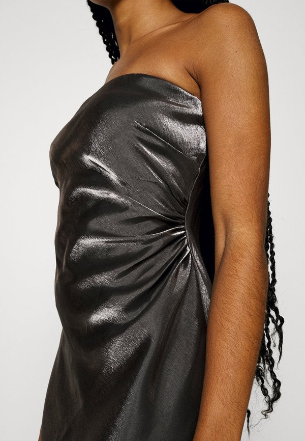 Forever New Petite ASHTON STRAPLESS DRESS