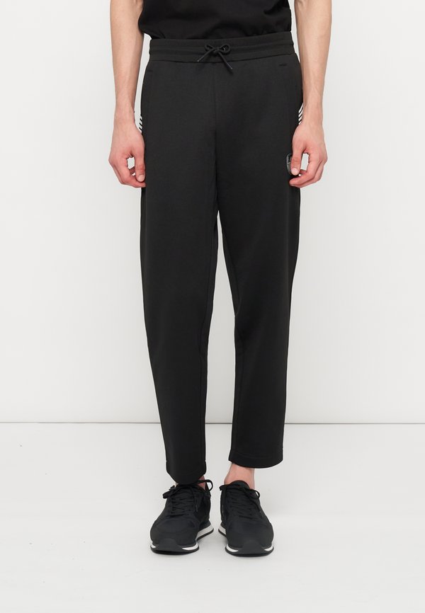 EA7 Emporio Armani