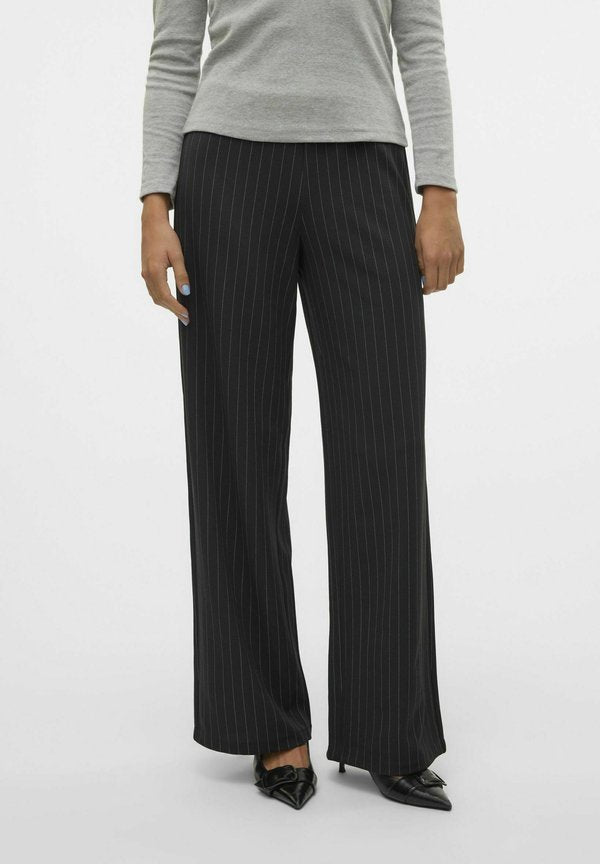 Vero Moda VMBERLIN WIDE PANT - Trousers - obsidian