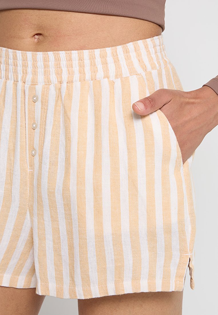 Abercrombie & Fitch F&N LINEN SHORT 3CC $35.00 CR