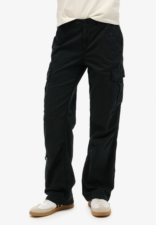 Superdry & Co STRAIGHT - Cargo trousers - washed black