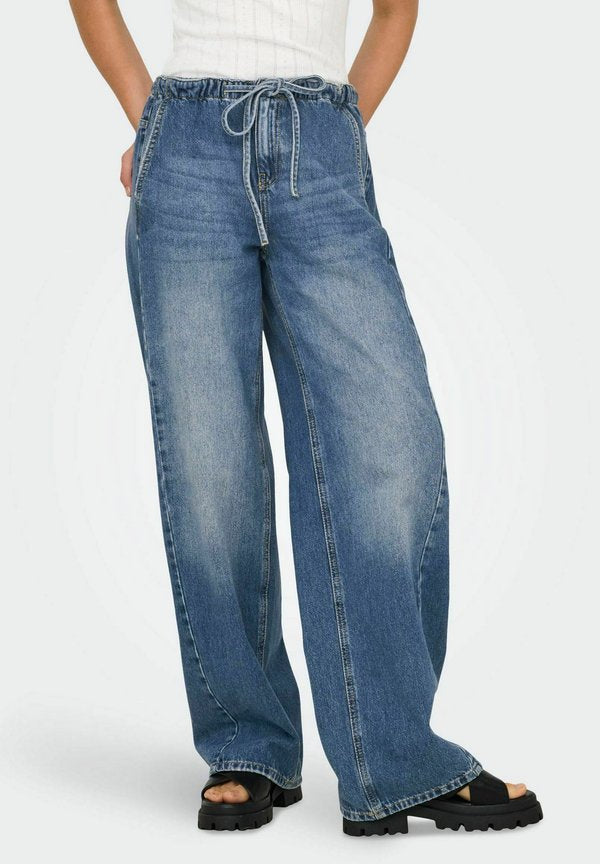ONLY Wide-fit ONLPENNIE Wide Leg Fit - Wide Leg - medium blue denim