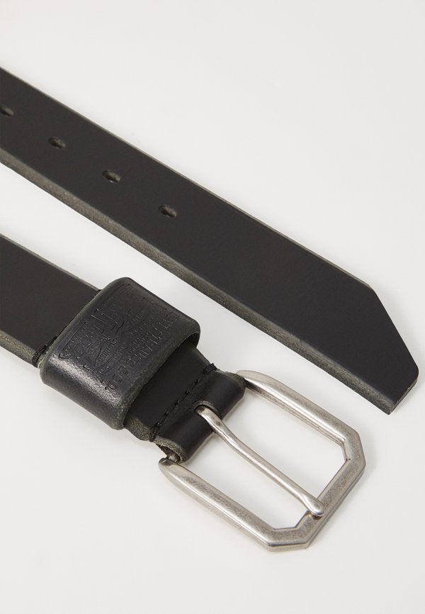 Levi's® WIDE LOOP TWO HORSE BELT