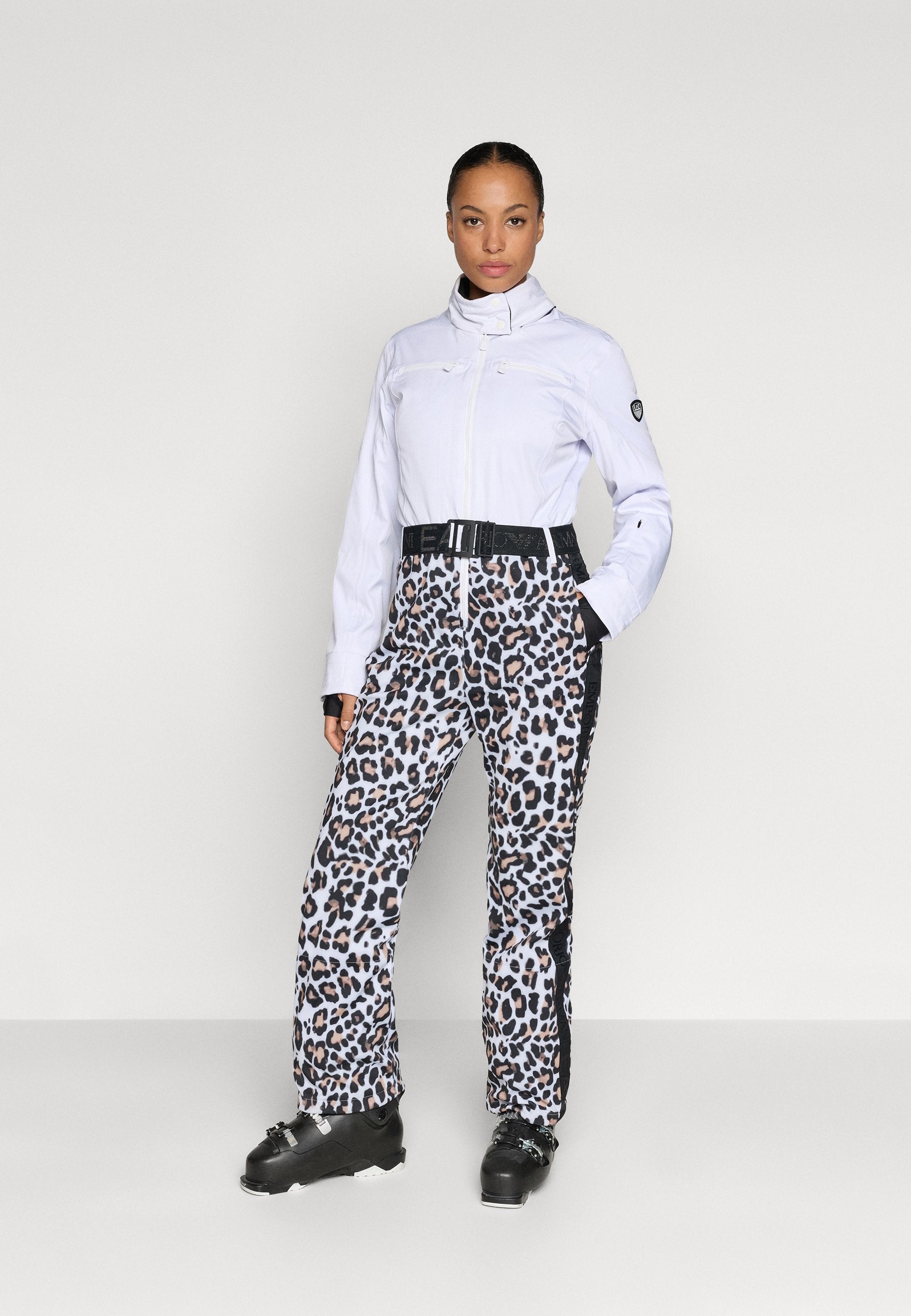 SKI KITZBUHEL PADDED JUMPSUIT Media 3