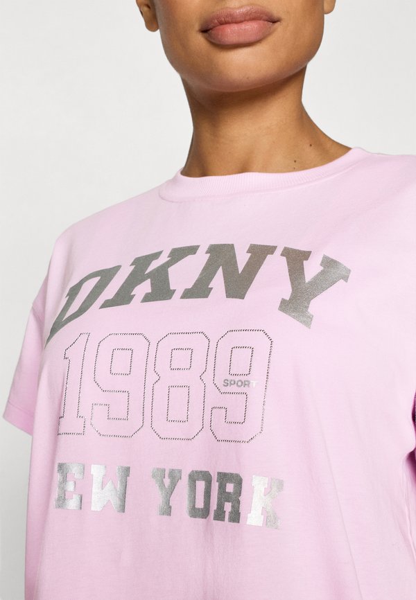 DKNY RHINESTUD LOGO DROP SHOULDER SHORT SLEEVE LEGGING TEE