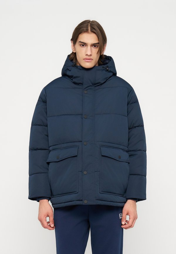 EA7 Emporio Armani