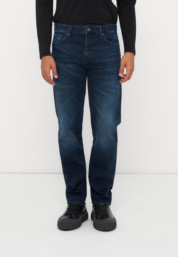 Armani Exchange