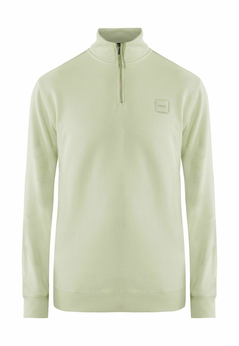 Hellgrüner Pullover aus weichem Stoff, mit einem halben Reißverschluss am Kragen, gerippten Bündchen und einem kleinen Etikett mit Logo auf der Brust.