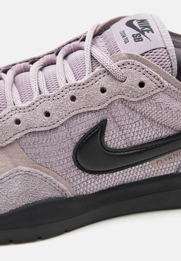 Nike SB PS8 UNISEX