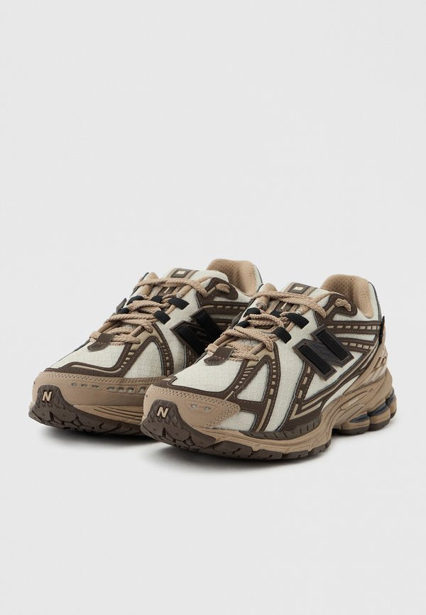 New Balance 1906R