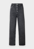 Hochtaillierte, weite Jeans in dunkelgrauem Denim mit einem Fünf-Knopf-Verschluss, Gürtelschlaufen und Fronttaschen. Glatte Textur mit dezenten Ausbleichungen.