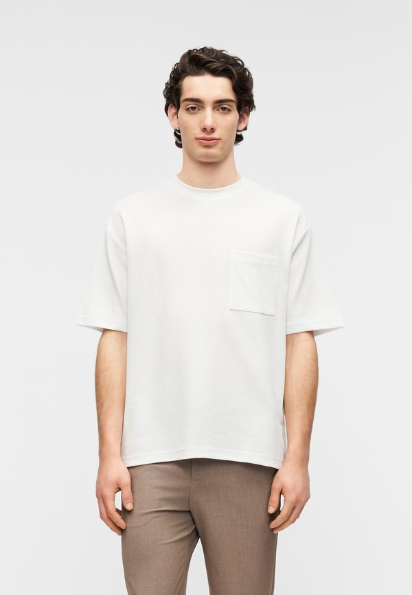 Selected Loose fit