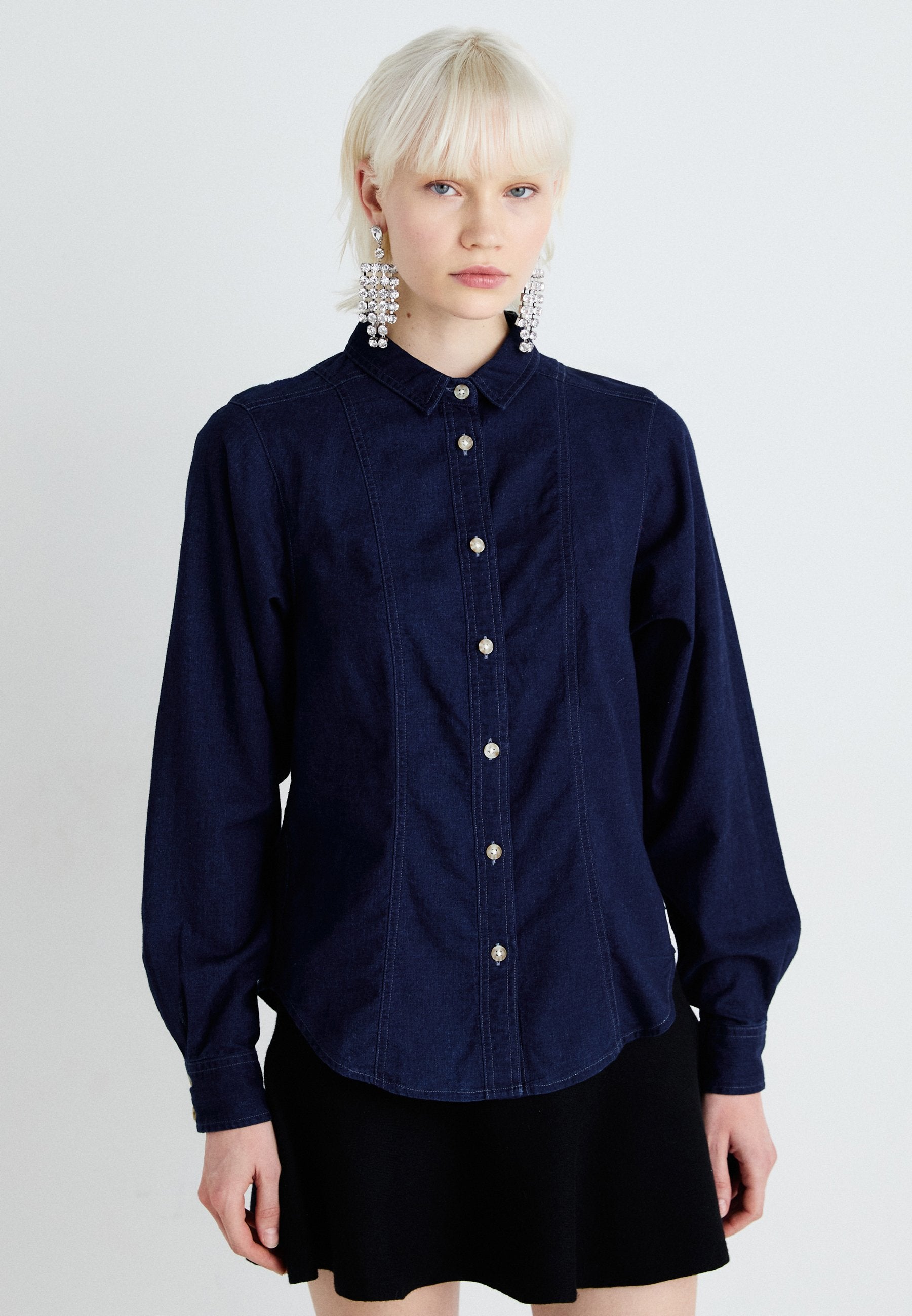 Lee BLOUSON