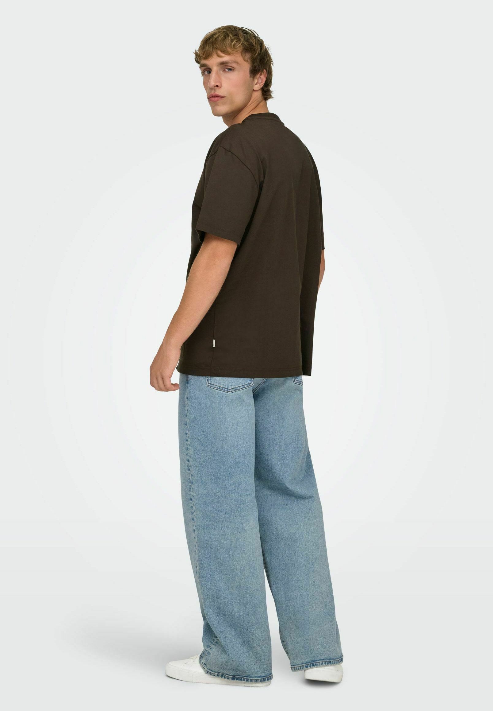 Wide-fit ONSREMI Mid rise Wide Leg Fit Media 4