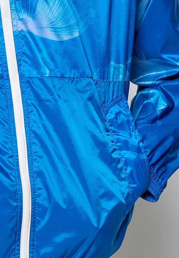 Armani Exchange Leichte Jacke Media 6