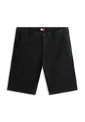 Schwarze knielange Shorts mit Gürtelschlaufen, Knopfverschluss, Seitentaschen und einem kleinen Logotag am Taillenbund.