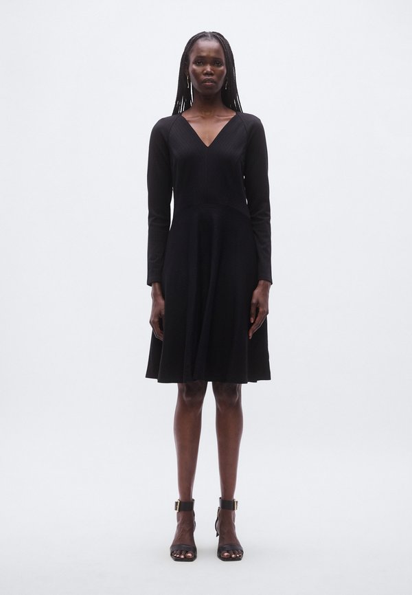 DKNY FIT AND FLARE EXPOSED ZIP