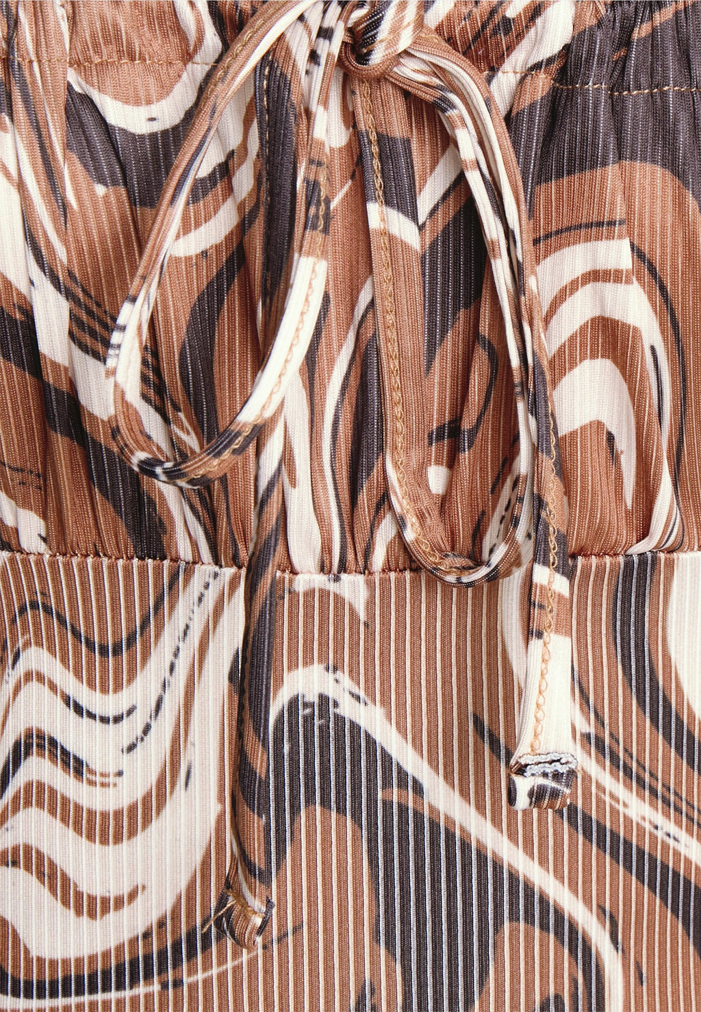 ONLLUCCA DRESS Media 3