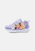Lila Kindersneaker mit Disney-Prinzessinnen, leuchtender Sohle, Klettverschluss und Herzdesigns an der Seite.