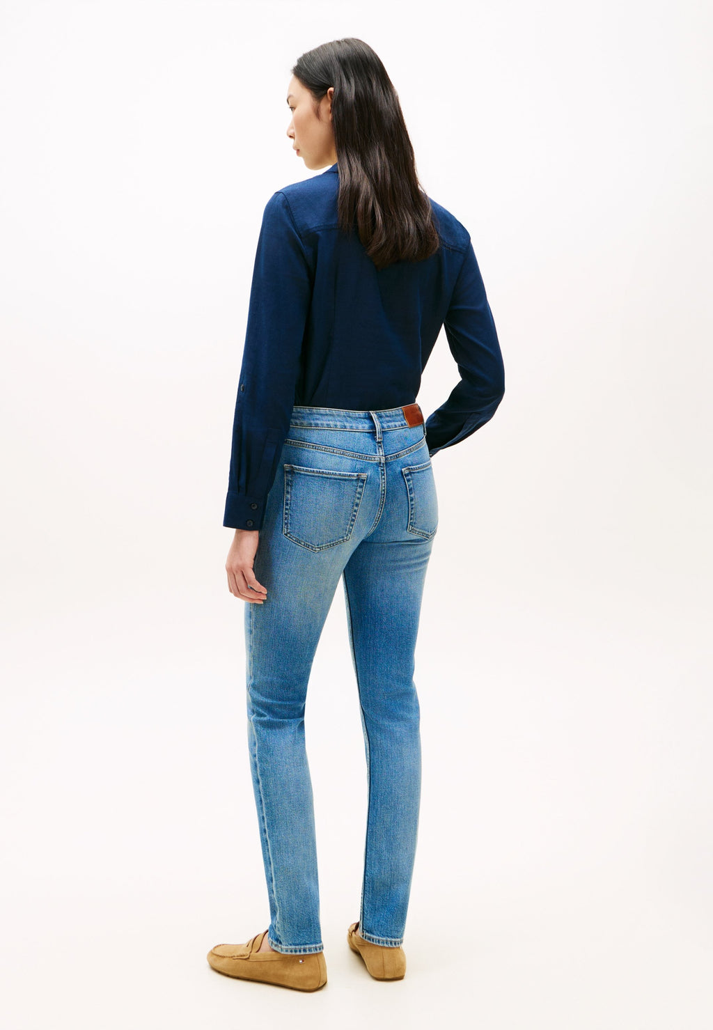 FADED MID RISE SLIM JEANS Media 4