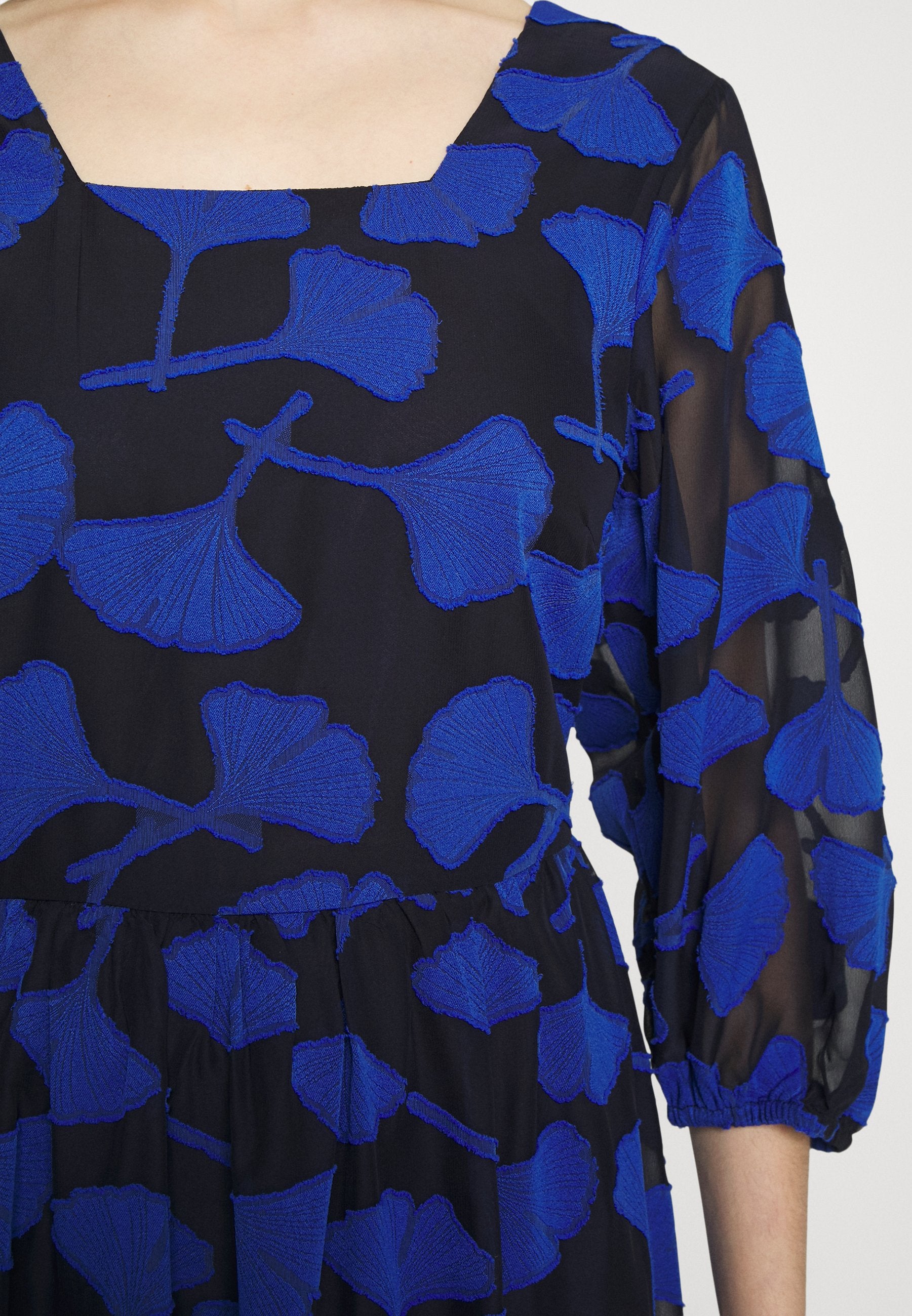 b.young BXFAHANE DRESS