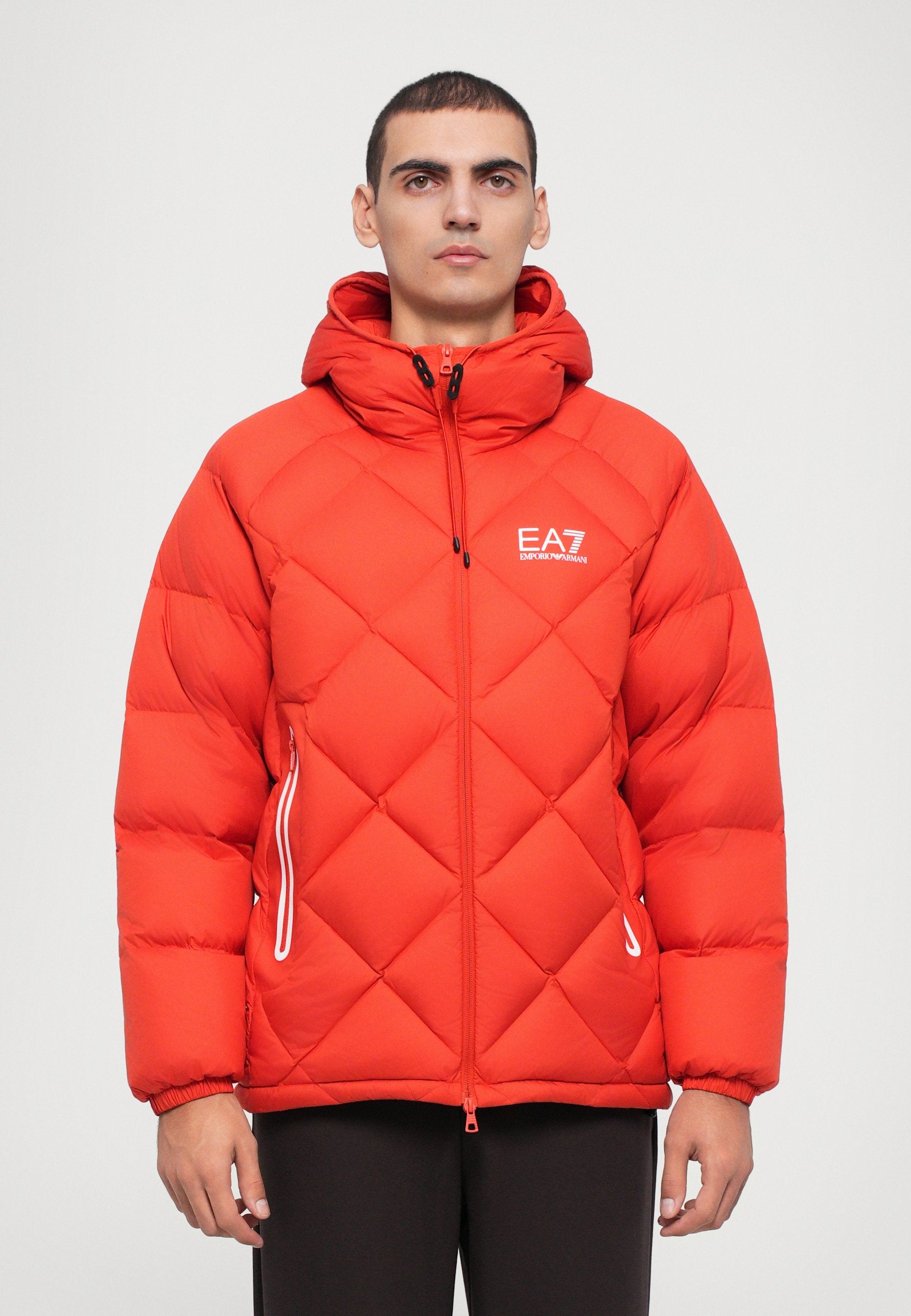 MOUNTAIN QUILTED JACKET Media 3