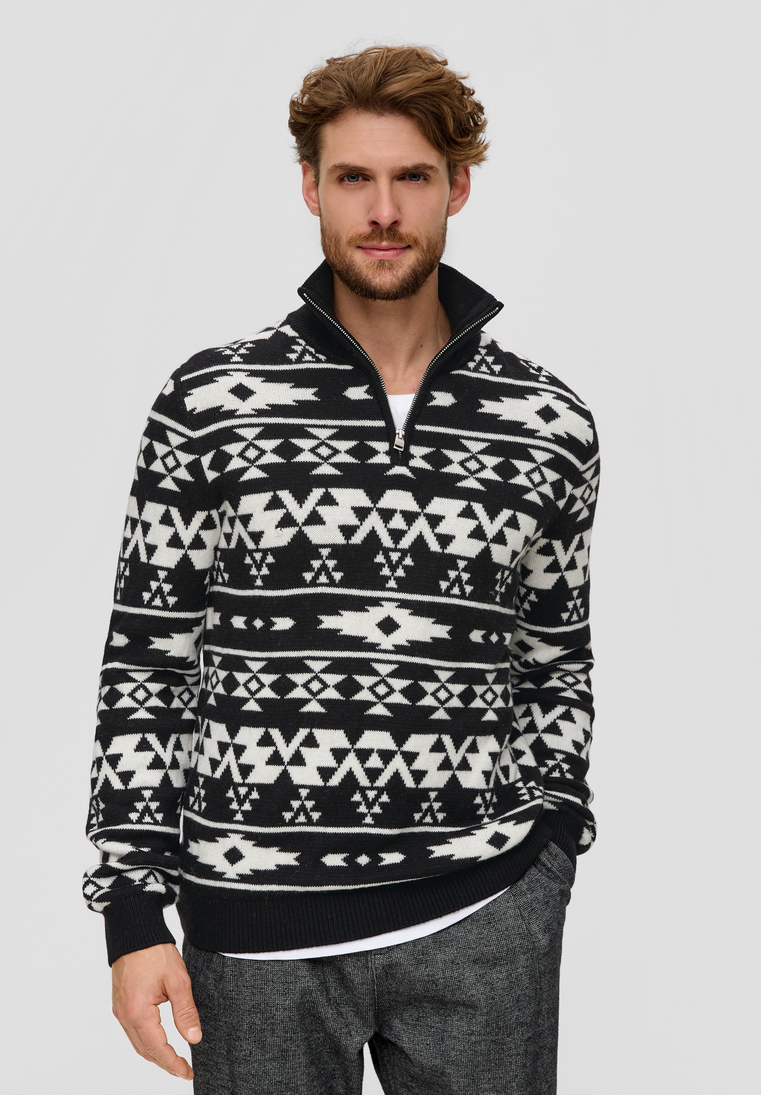 s.Oliver TROYER MIT JACQUARD-MUSTER