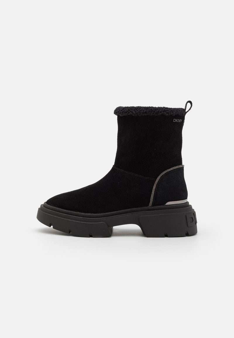 REMEDY SLIP ON Media 1
