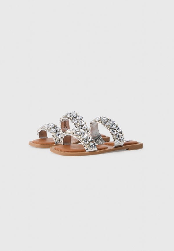 Steve Madden ASTAR