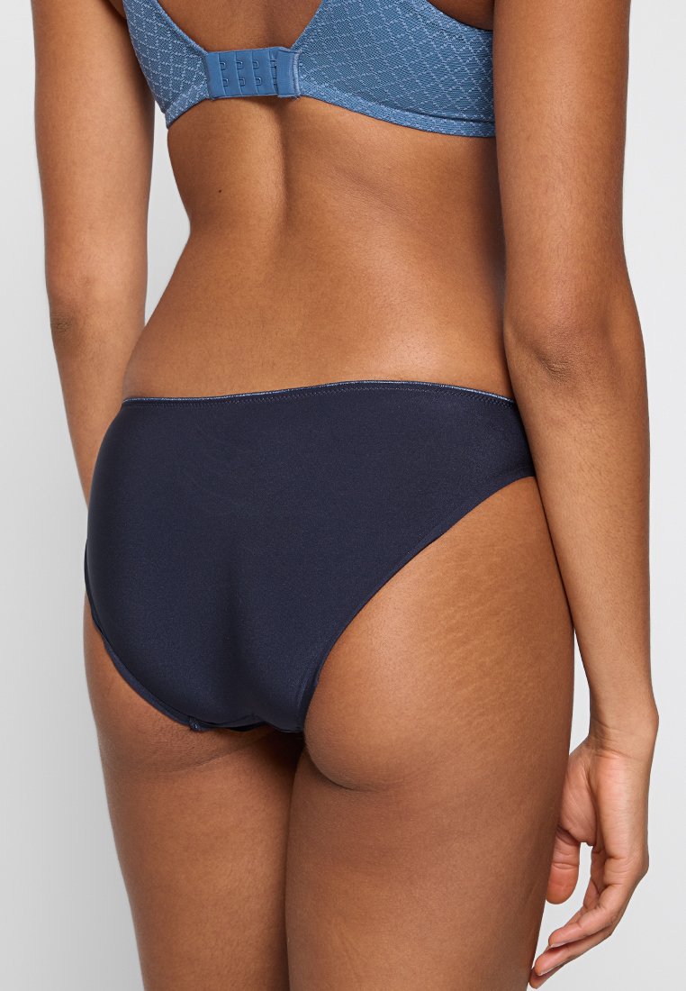 Chantelle BOLD CURVE